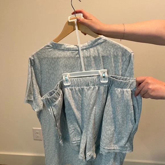 Wonderly Intimates Light Blue Leopard Patterned Women's Pajama Set Size XXL - Picture 2 of 3